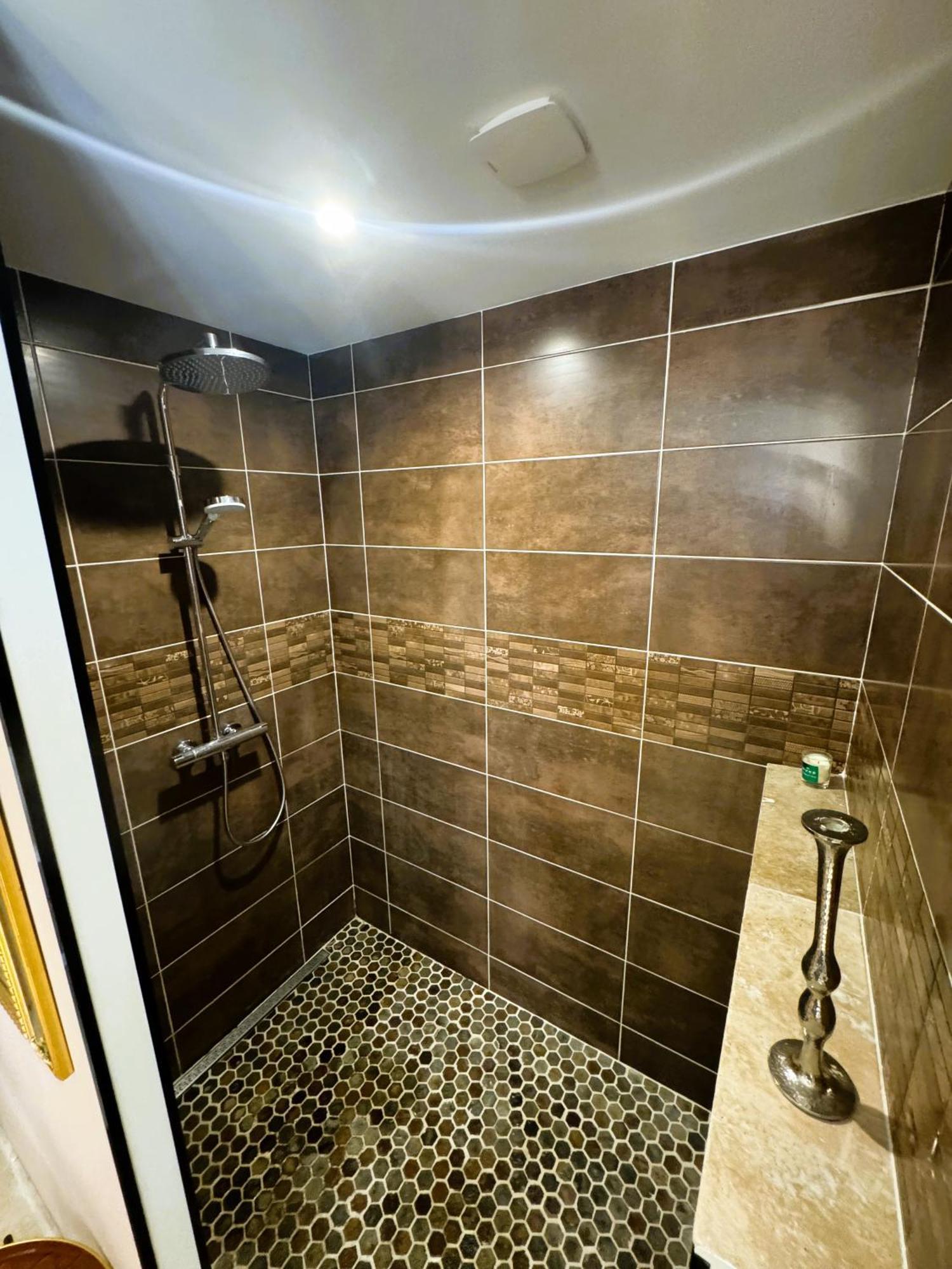 Le Dix - Classic Room - Vallabrix Proche Uzes Екстериор снимка