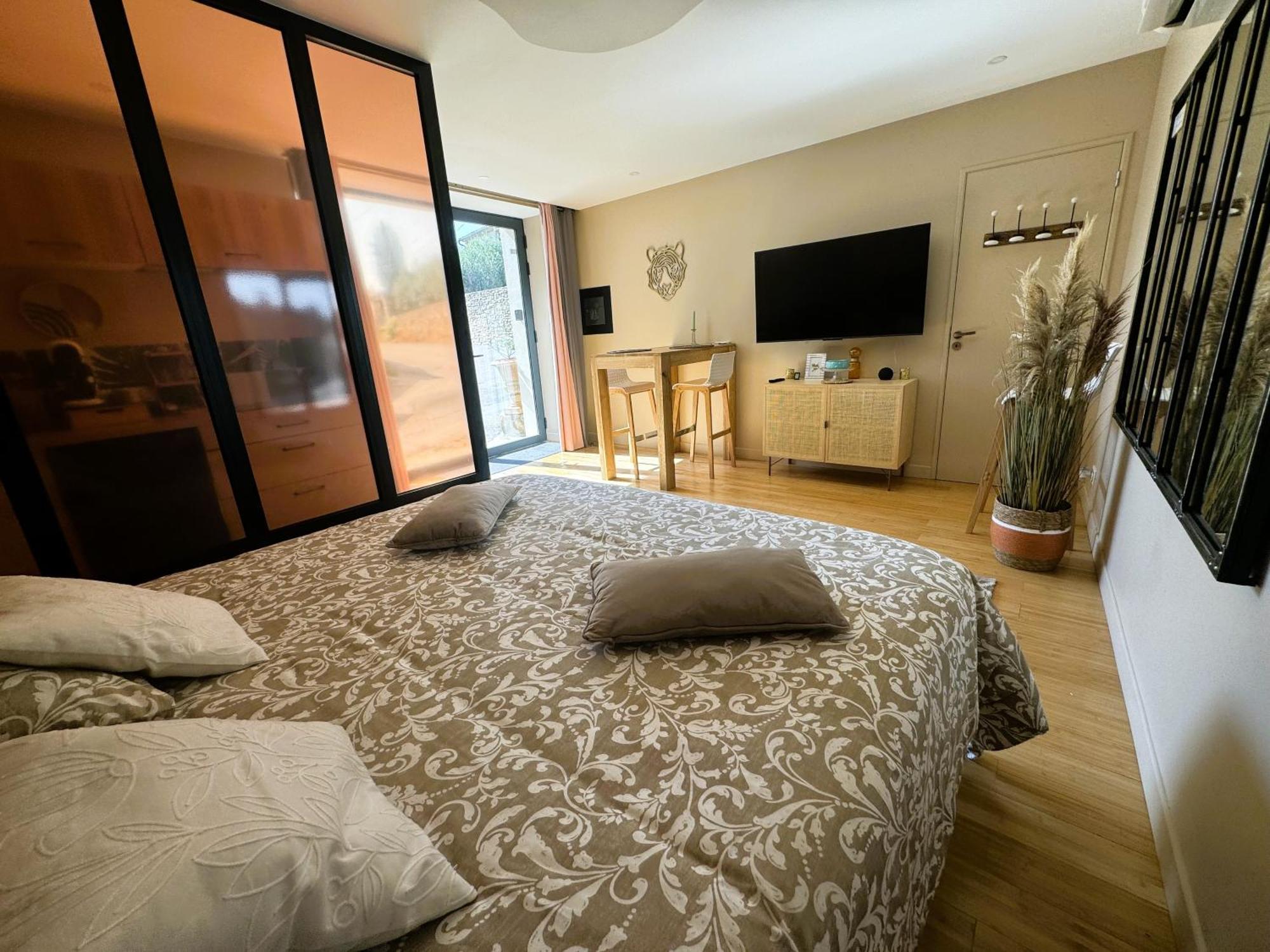 Le Dix - Classic Room - Vallabrix Proche Uzes Екстериор снимка